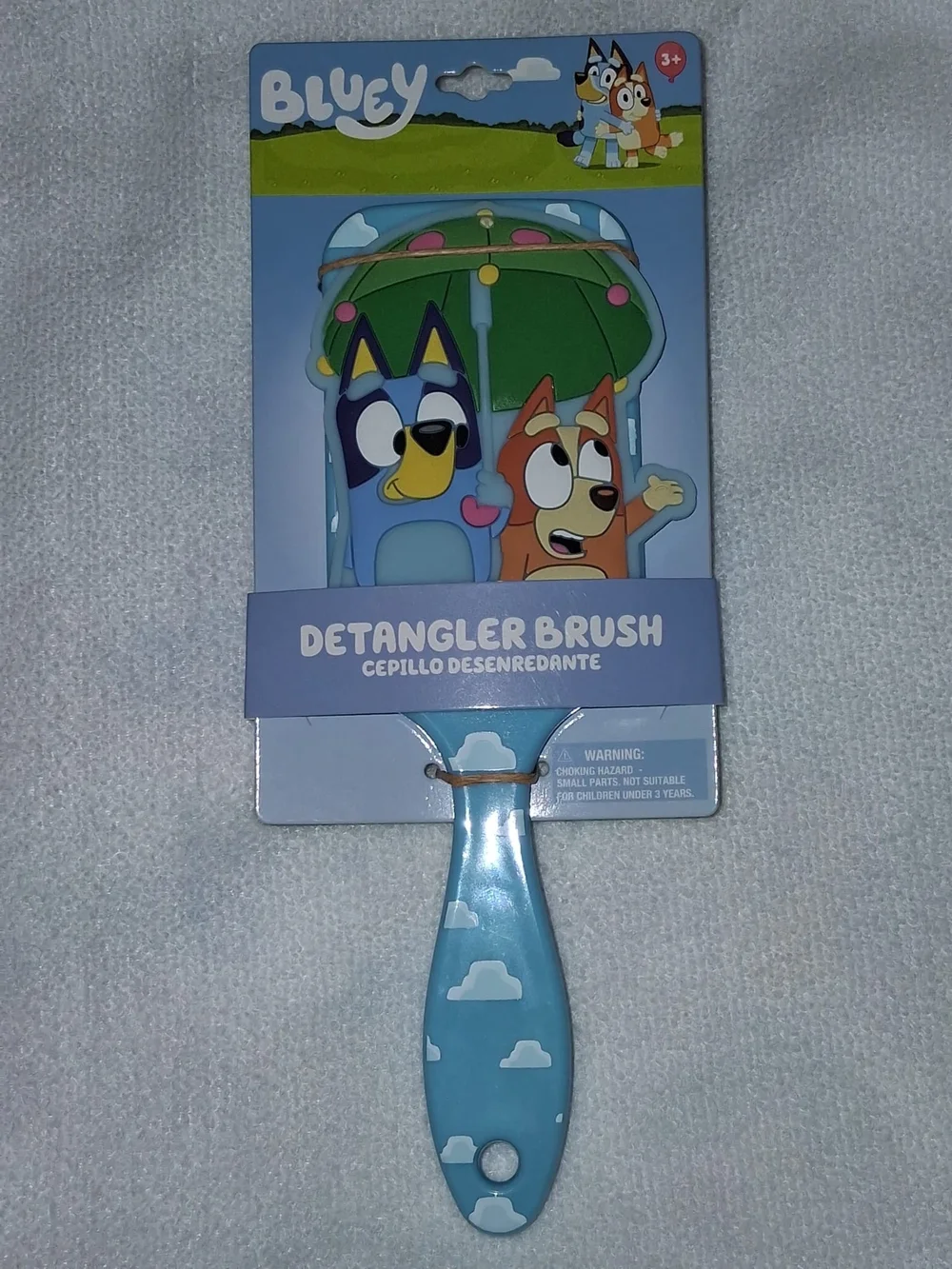Bluey Kids Detangler Brush - Light Blue Cloud Design